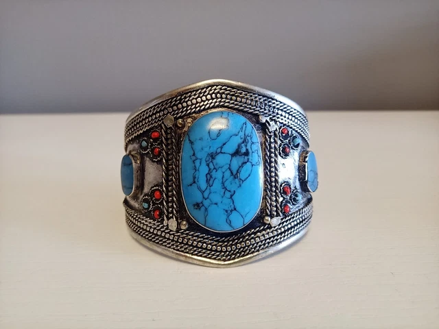 Hermoso Brazalete Nórdico Escandinavo De Plata Con Piedra Azul.