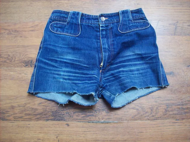 short en jeans femme taille 36 annèe 70