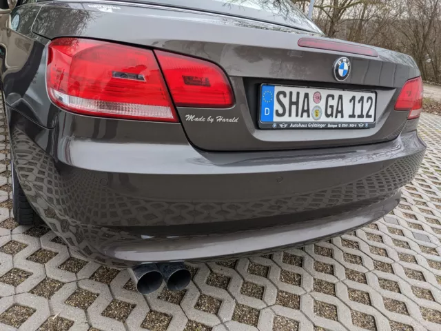 BMW E93 325i Cabrio Stoßstange mit kleinen Schäden und Teile.