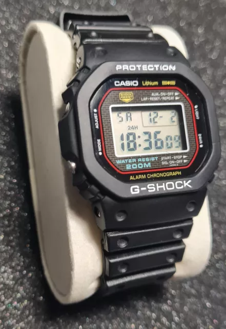 CASIO G SHOCK FIRST Dw 5000 Screw 1983 With Serial Number Watches