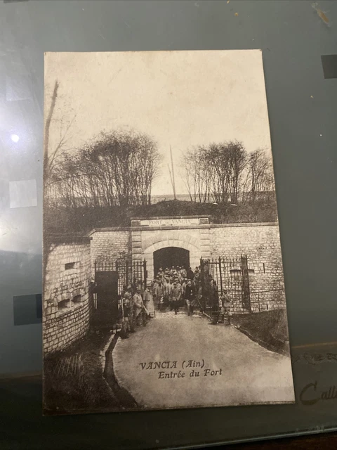 Carte Postale Ancienne CPA 11 - Limoux - Fortification à L'entrée De La Ville (années 1900)