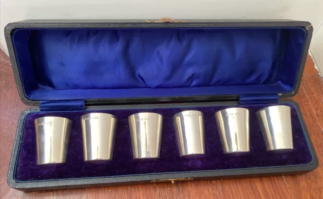 Antique 6 Sterling  Silver Tot Shot Cups In Leather Case - 1909 Sydney & Co