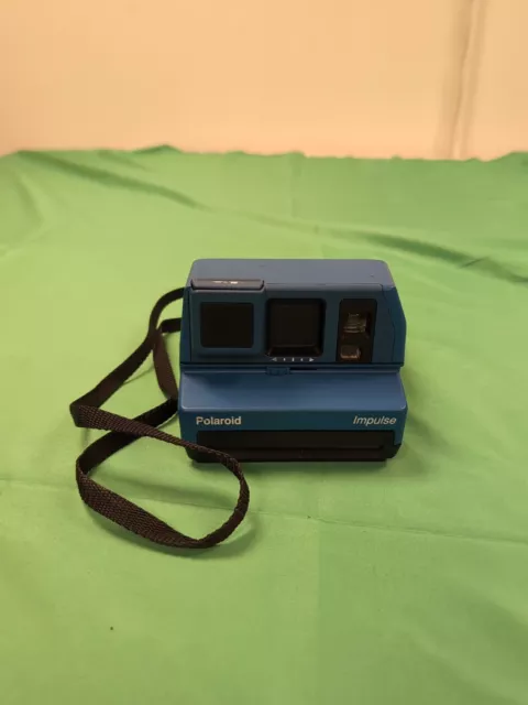 Poloroid Impulse AF Blue Instant Camera UNTESTED