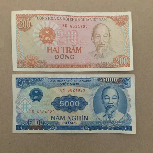 2 Pcs Vietnamese Banknote Set. Vietnam Currency Lot. World Foreign Paper Money