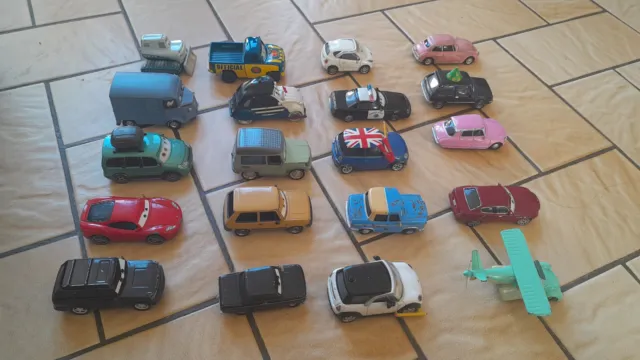 Disney Pixar Lot De 20 Voitures Cars Dont Citroen 2Cv + Citroen Tube Lot F
