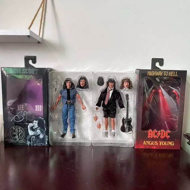 AC/DC NECA Highway To Hell Angus Young Bon Scott Action Figur Figuren 18cm