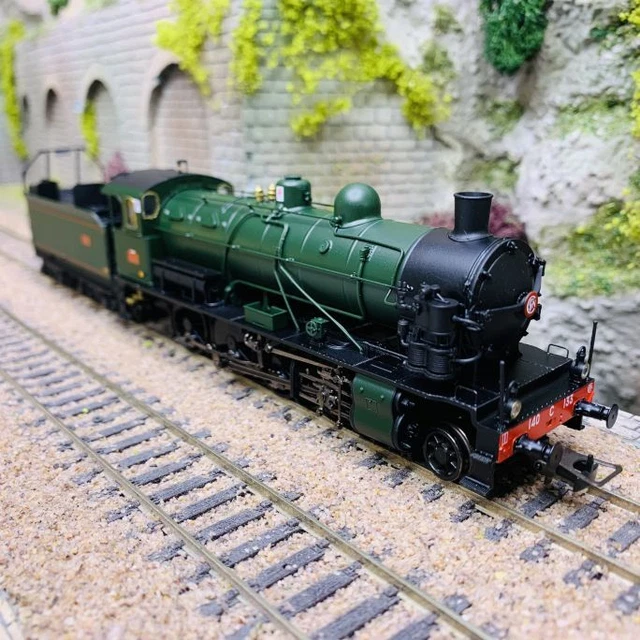 SNCF 140 C 158 tender 18 C 521 région Ouest black livery ep III