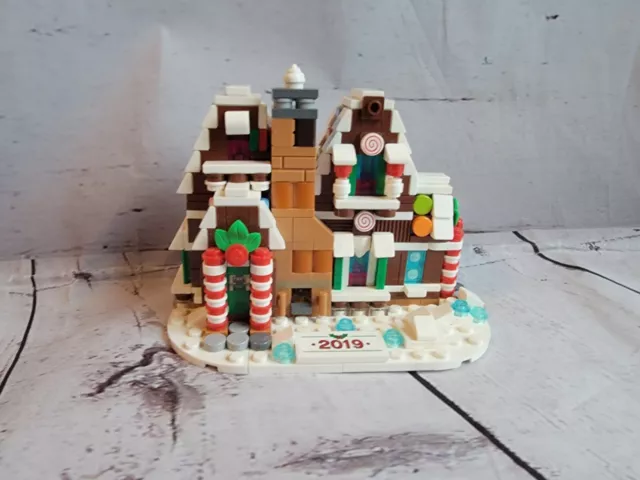 LEGO Creator 40337 Juguete de Construcción Casa de Pan de Jengibre 98% Completo Falta una Pieza