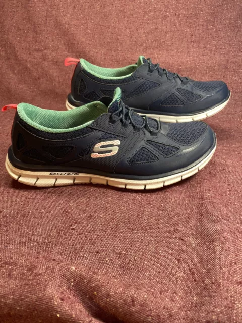 Skechers sales glider posies