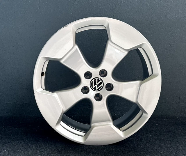 ORIGINAL VW ID. Buzz Bulli Stockton alloy wheel rear 20-inch ...