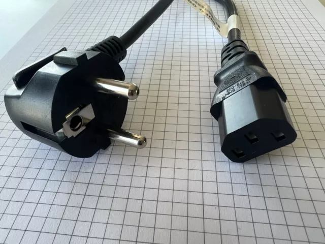 Kaltgerätekabel Stromkabel Deutschland Kabel 220V Netzkabel gewinkelt NEU