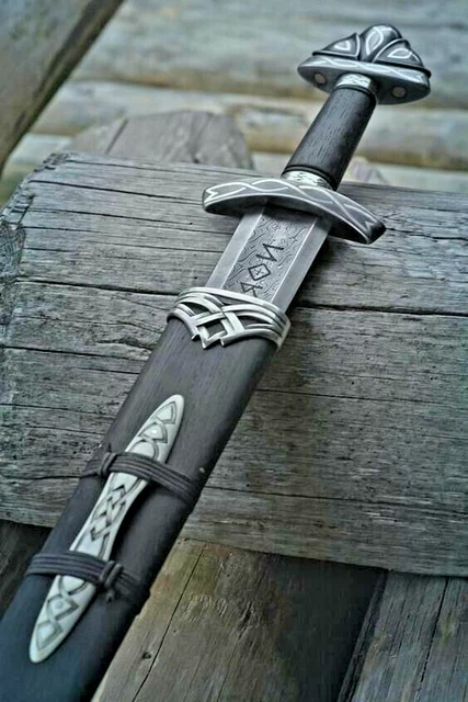 Hand Forged Damascus Steel Viking Sword Sharp Battle Ready Medieval Sword Gift