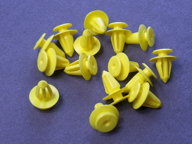 10x Tür Clip Befestigung Schwarz - Passend Für VW Golf, Passat, Audi A3 A4 A6 & T5 Touareg