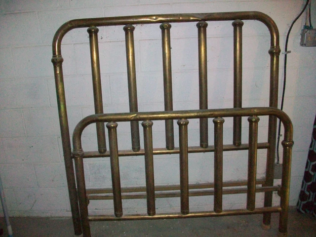 antique full size brass bed