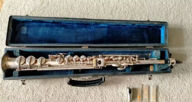 Vintage Weltklang Soprano Saxophone w/Case in good condition ,free shipping