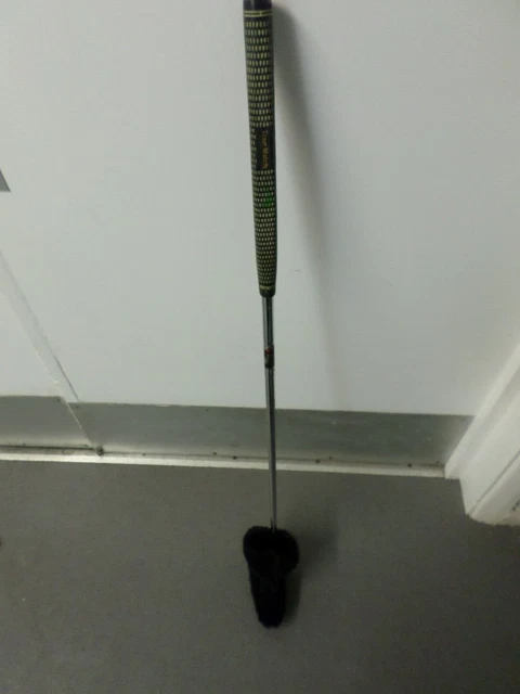 Odyssey Df 552 R/H Putter - Golf Club