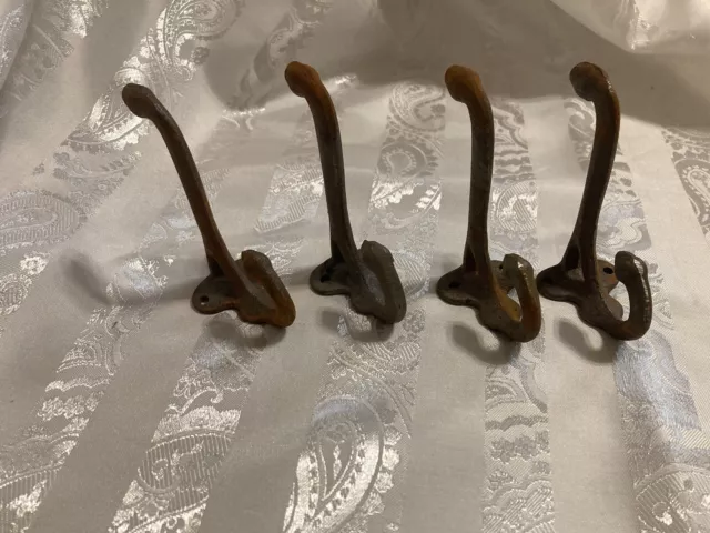 Set Of 4 Antique Cast Iron Double Acorn Tip Schoolhouse Coat / Hat Hooks