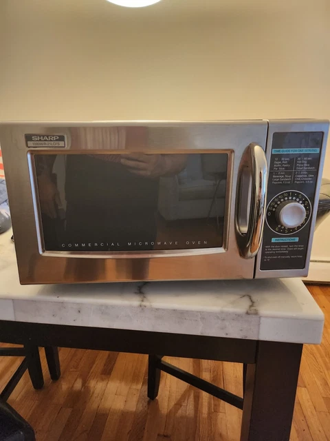 Sharp R-21LCFS Medium-Duty Commercial Microwave Dial Timer 1000-Watts 120-Volts