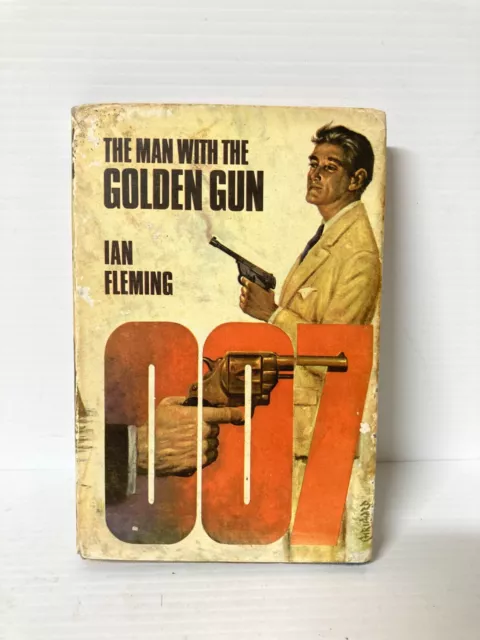 Book The Man With The Golden Gun by Ian Fleming -The Book Club 1st. Ed. 1965