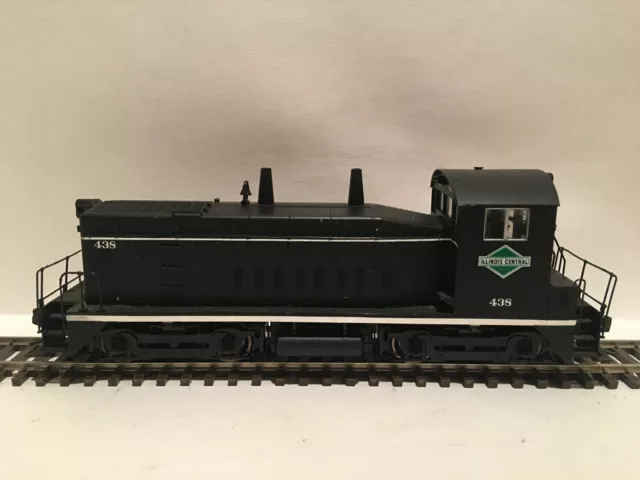 HO Proto 2000 Illinois Central SW9/1200 Switcher Diesel Locomotive IC #438 DCC