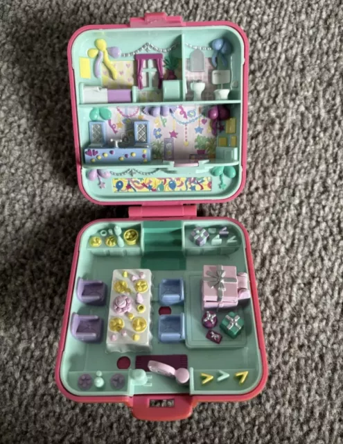 Vintage Polly Pocket Bluebird 1989 Birthday Party Surprise Compact Only