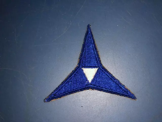 World War II US Army 3rd CORPS Blue Border Variation Patch