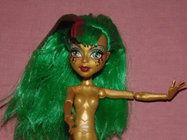 Monster High nude Jinifire Long doll in great condition