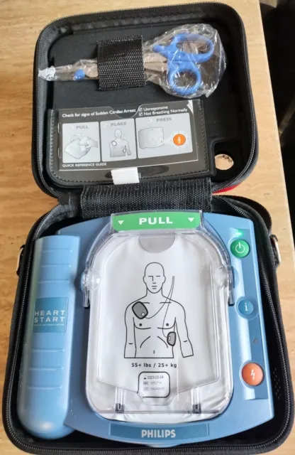  Phillips Onsite Heartstart HS1 Defibrillator AED, adult pads, good battery