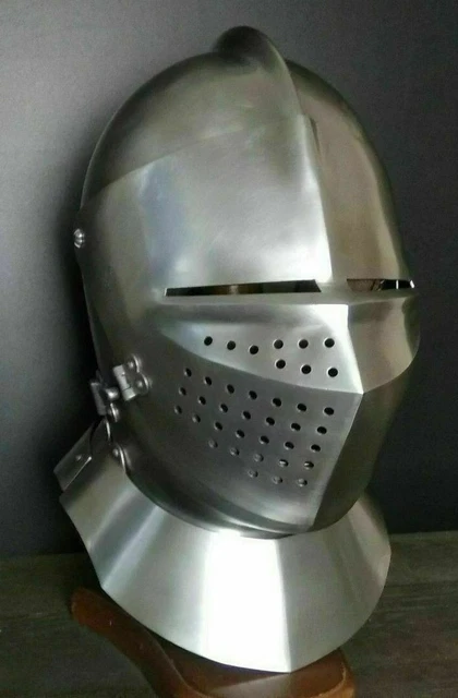Casque Armet du XVI ème Siècle| La Forge Médiévale