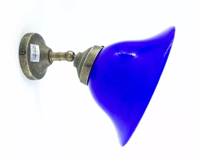 Applique lampada in ottone con vetro opalescente blu orientabile ingresso casa