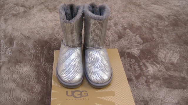 Ugg 1004791 Bailey Bow I DO Boots With BLING Womens size 7 M $295.00