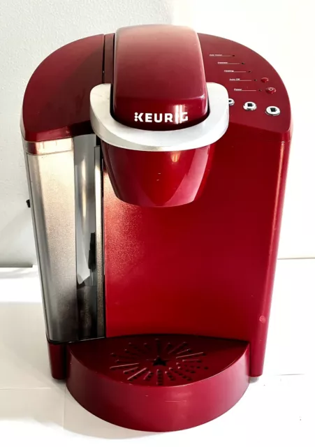 Keurig K40 Single K-Cup Pod Coffee Maker Brewing System Red