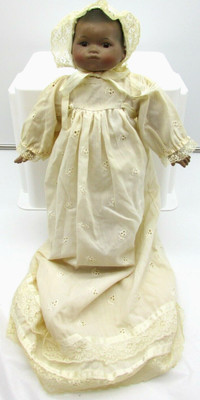 VTG 1983 VICTORIA ASHLEA ORIGINALS Porcelain Black Baby Doll Musical Limited Ed