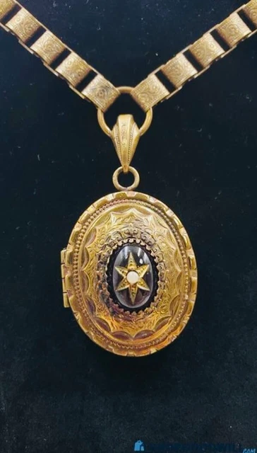 Antique Victorian Book Chain Large Locket Necklace Antique Victorian Book Chain Large Locket Necklace