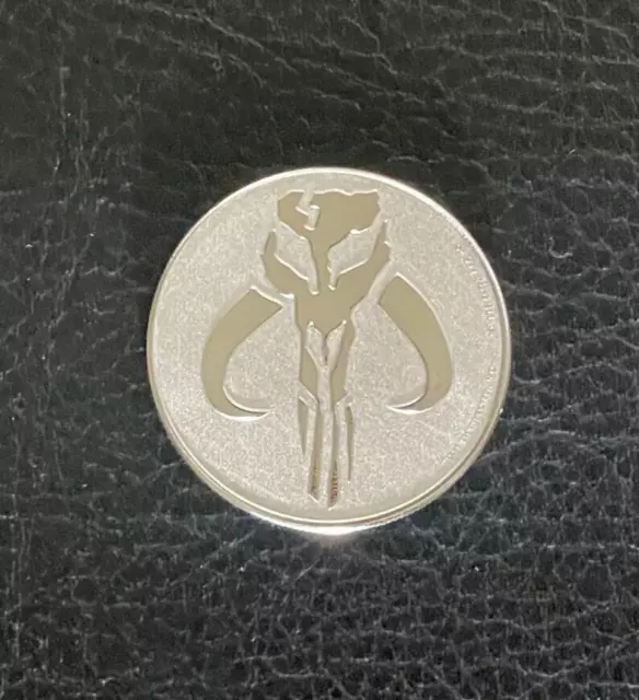 ⭐2020 Niue 1 oz Silver Official Star Wars Mandalorian Mythosaur Coin⭐