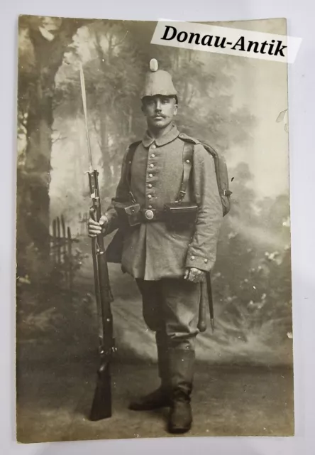 Foto Portrait  1.WK Feldgrau - Telegraph  Od  Jäger ? Tschako Gewehr Sturmgepäck