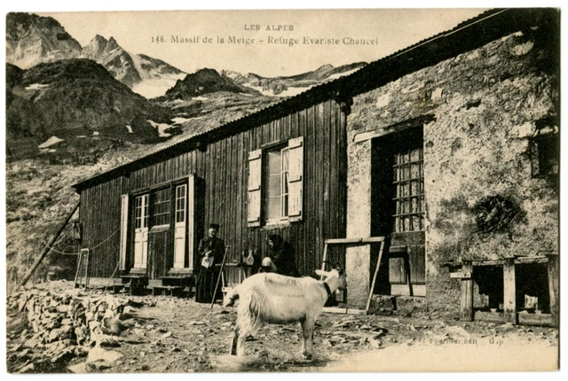 CPA 05 Hautes-Alpes Massif de la Meije Refuge Evariste Chancel animated animals