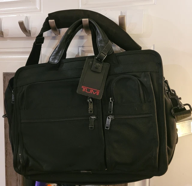 TUMI Alpha 2 Black 15 Inch Computer Laptop Bag Briefcase Expandable Ballistic