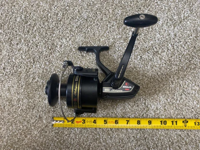 VINTAGE SHAKESPEARE SIGMA 080 2200ck Series Spinning Reel Made in
