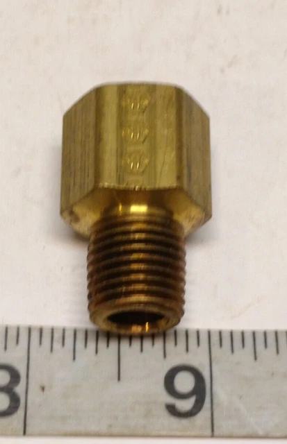 Weather Head Brass Pipe Adapter 1/4"FNPT x 1/4"MNPT P/N 3200X4