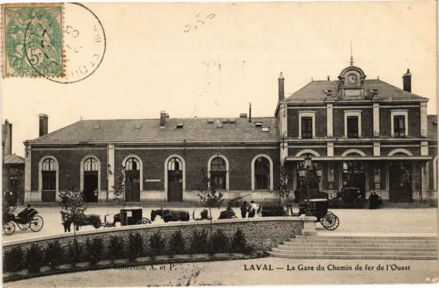 CPA Laval-La Gare du Chemin de fer de l'Ouest (186705)