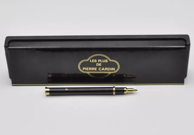 Pierre Cardin special vintage black lacquer lady ballpoint pen NEW old stock in