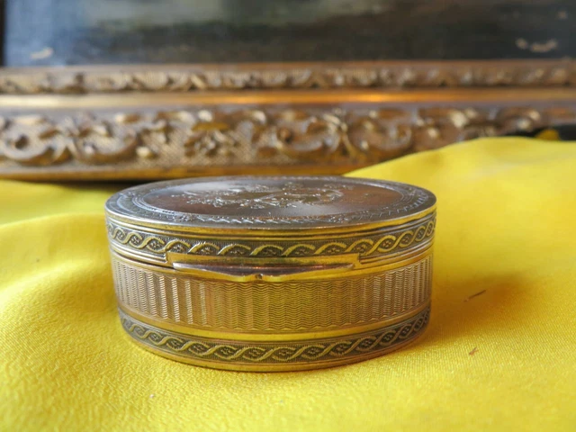 MONTRE À GOUSSET de col ancienne argent 800 millièmes poinçon crabe