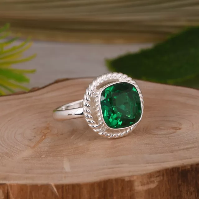 Cushion Cut Gorgeous Emerald Gemstone 925 Sterling Silver Halo Engagement Ring