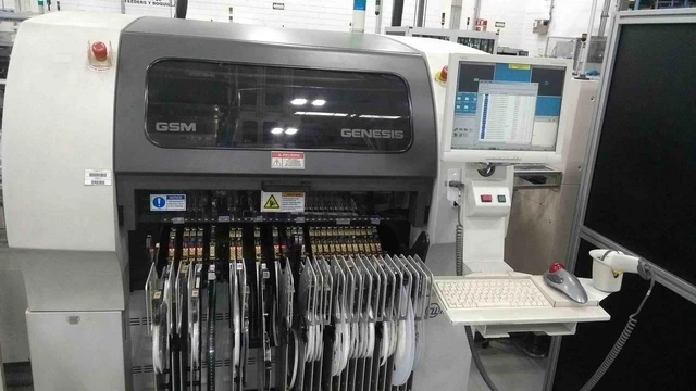 Universal Genesis Pick and Place GC60 PCB Lightning Head 4990 PC Board UIC SMT