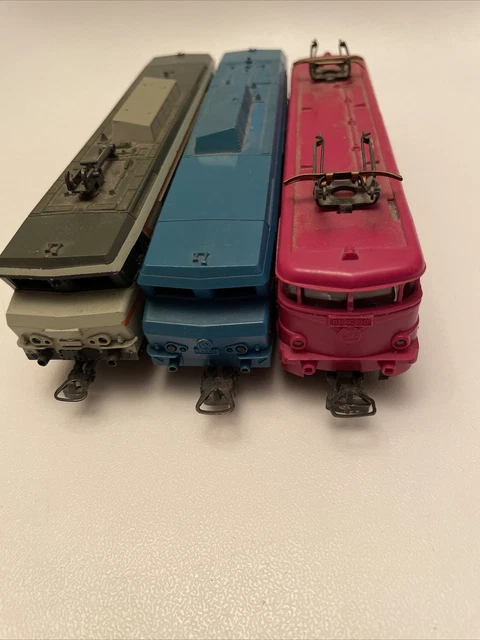 Hornby Jouef train locomotive Dinky Lima Jouet Rocco wagon rail gare Sncf HO TGV