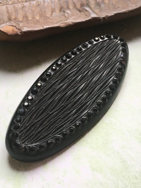 Broche de deuil géorgienne avec émail noir - France