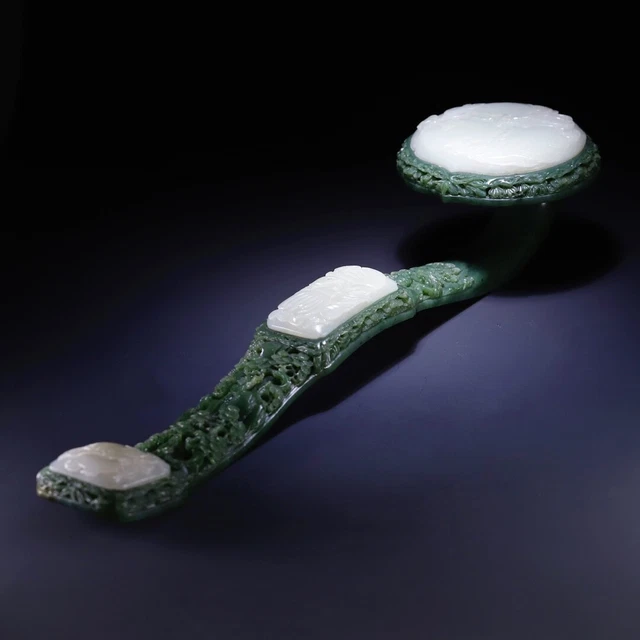 Chinese Exquisite Handmade Peach carving Inlaid Hetian Jade Ruyi Statue