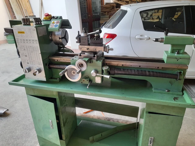 tornio hobbista Fervi T660 con scatola semi norton e tanta dotazione