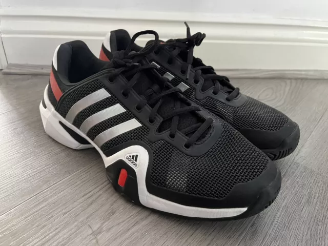 Adidas Adipower Barricade 8 schwarze Tennis-Turnschuhe für Herren - Größe UK 10,5 - Sehr guter Zustand